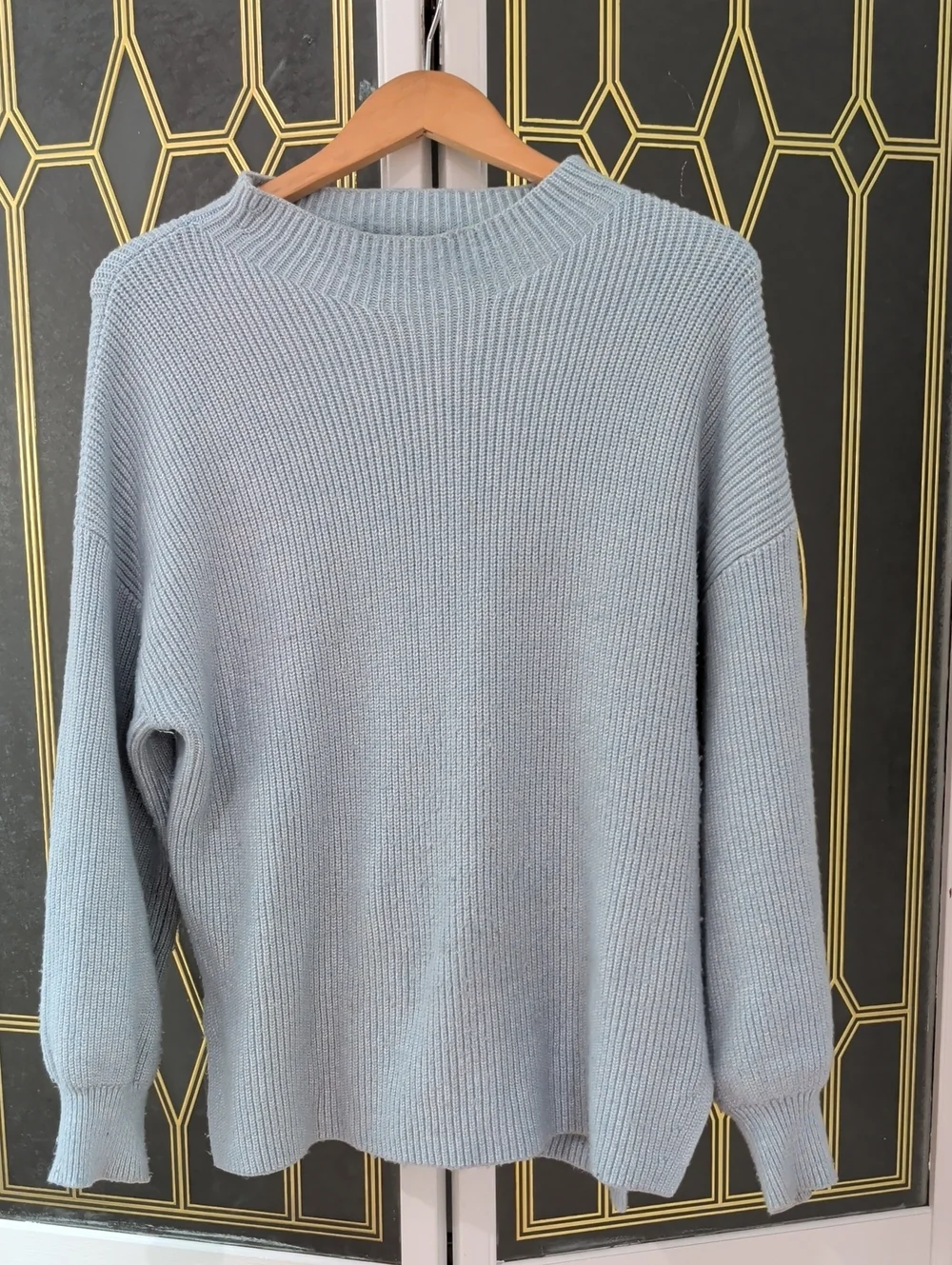 GAP Light Blue Women's Crewneck Sweater